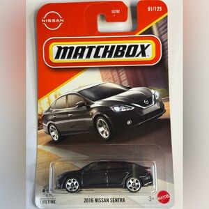 Matchbox 2016 NISSAN SENTRA 91/125